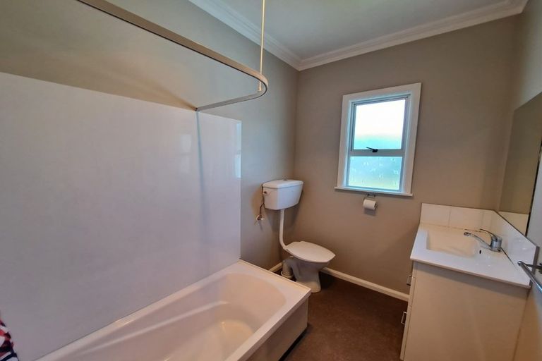 Photo of property in 199 Tukapa Street, Westown, New Plymouth, 4310