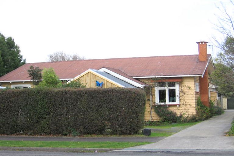 Photo of property in 26 Knowles Street, Terrace End, Palmerston North, 4410