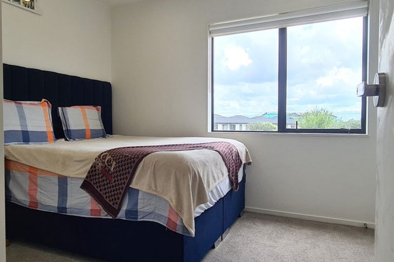 Photo of property in 39a Soaring Bird Drive, Takanini, 2112