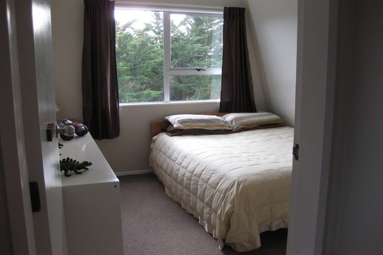 Photo of property in 5 Trilids Lane, Churton Park, Wellington, 6037