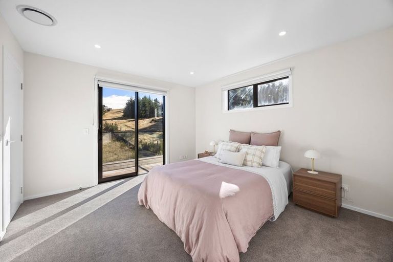 Photo of property in 60 Kirimoko Crescent, Wanaka, 9305