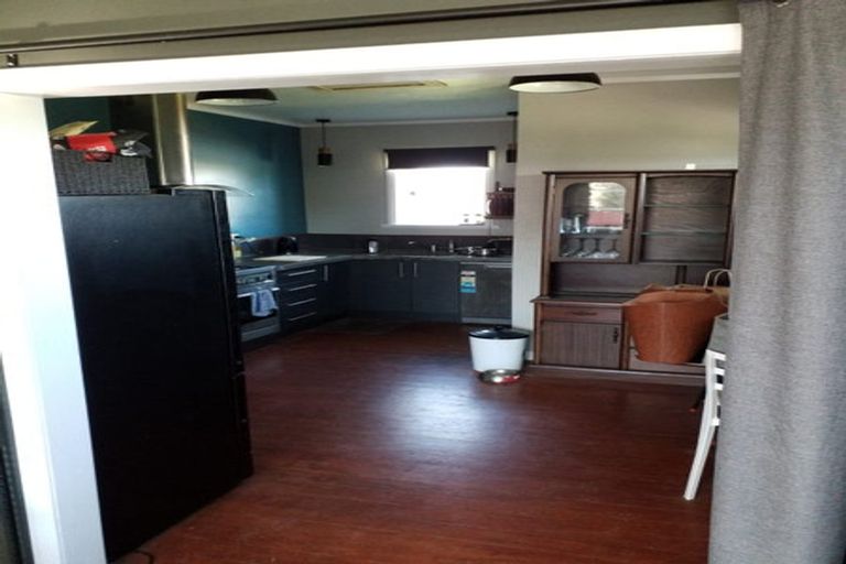 Photo of property in 8 Townshend Place, West End, Palmerston North, 4412