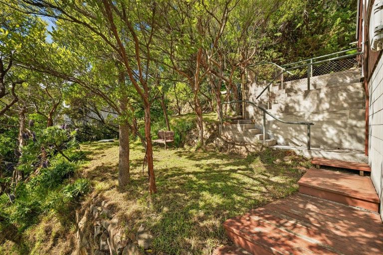 Photo of property in 393 Marine Drive, Charteris Bay, Governors Bay, 8971