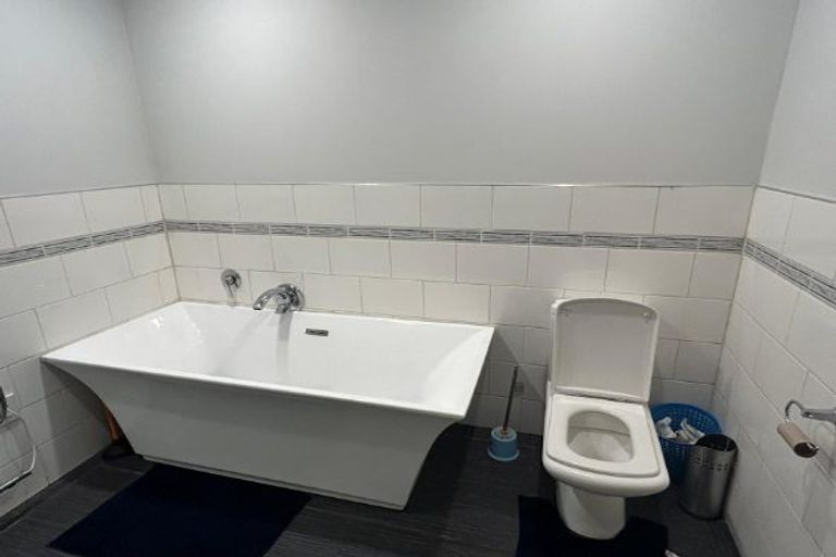 Photo of property in 12a Old Wairoa Road, Papakura, 2110