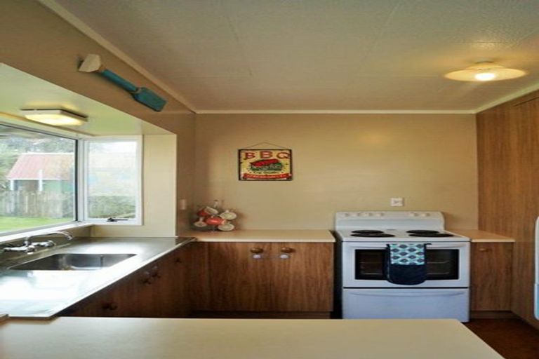 Photo of property in 218 Matarangi Drive, Matarangi, Whitianga, 3592
