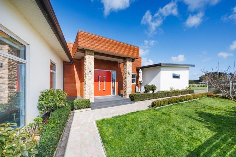 Photo of property in 171 Oroua Road, Kairanga, Palmerston North, 4475