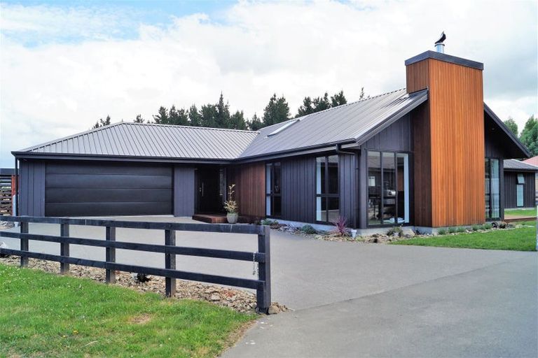 Photo of property in 5 Keats Place, Hanmer Springs, 7334