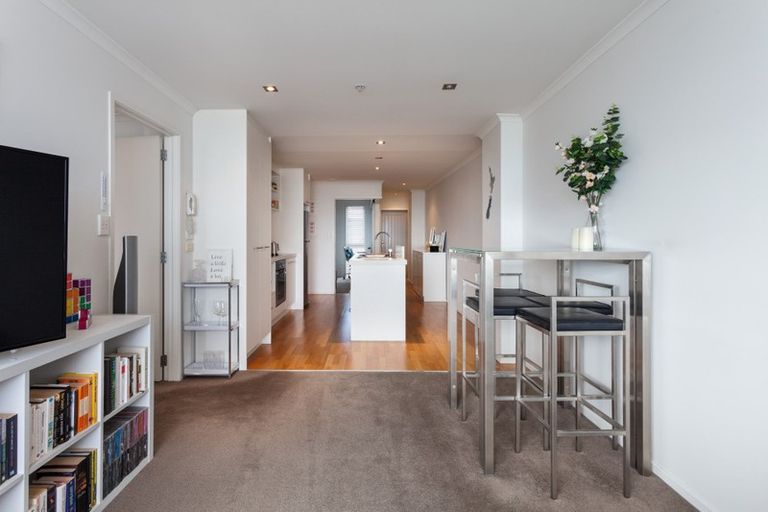 Photo of property in 313/332 Maunganui Road, Mount Maunganui, 3116
