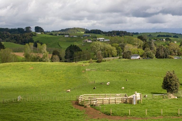 Photo of property in 697 Maungatawhiri Road, Raglan, 3295