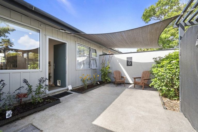 Photo of property in 43 Hereford Street, West End, Palmerston North, 4410