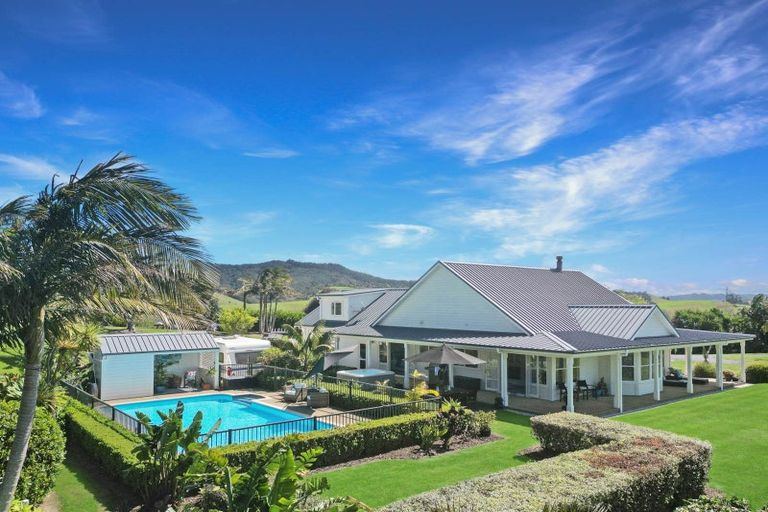 Photo of property in 41 Retreat Road, Haruru, 0204