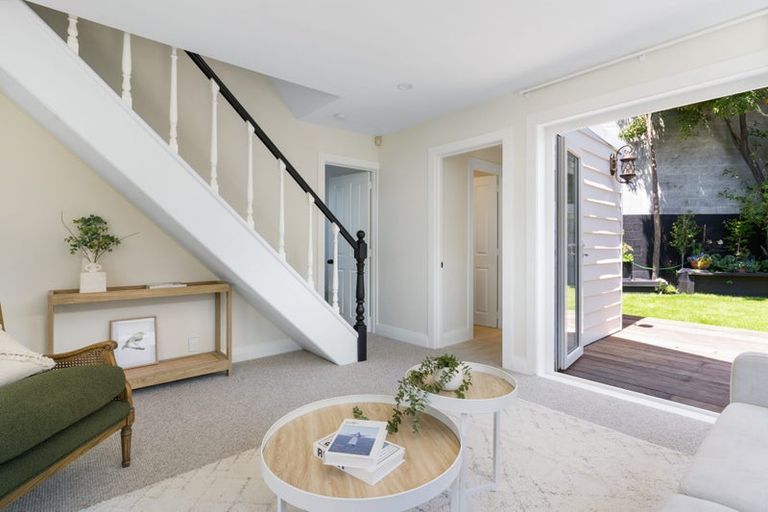 Photo of property in 33 Waller Terrace, Christchurch Central, Christchurch, 8011