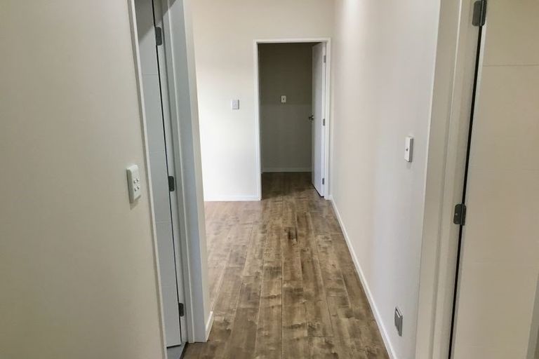 Photo of property in 16 Eastfield Avenue, Flat Bush, Auckland, 2019