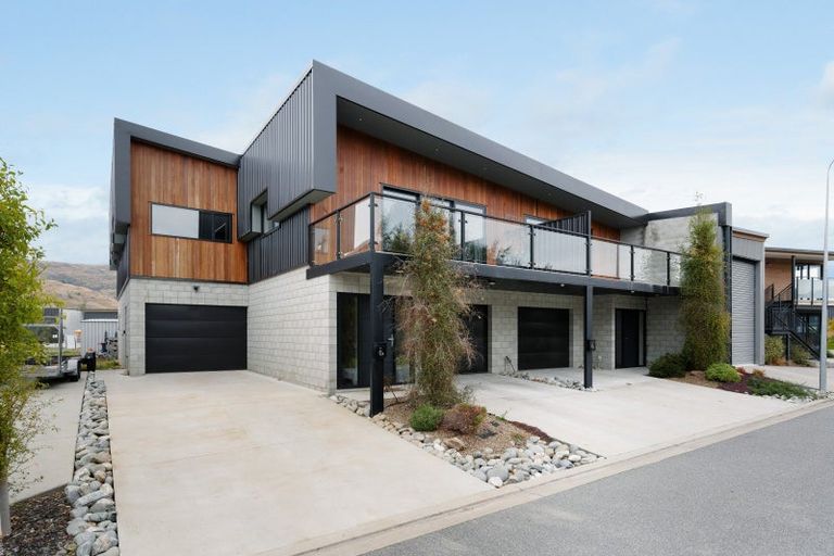Photo of property in 6 Le Mans Grove, Cromwell, 9384