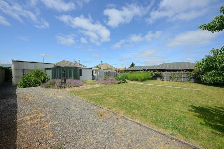 Photo of property in 22 Shands Road, Hornby, Christchurch, 8042