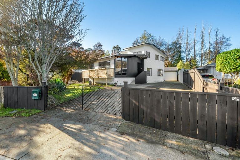 Photo of property in 6 Longfellow Street, Trentham, Upper Hutt, 5018