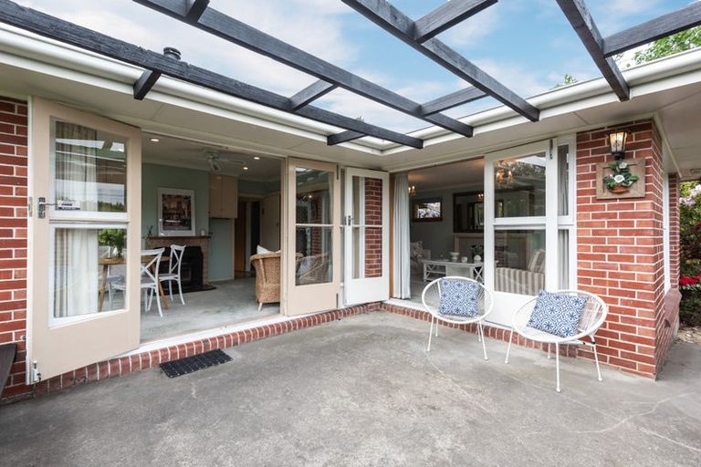 Photo of property in 278 Wooldridge Road, Harewood, Christchurch, 8051