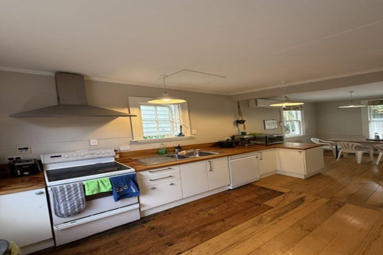 Photo of property in 243 Tinakori Road, Thorndon, Wellington, 6011