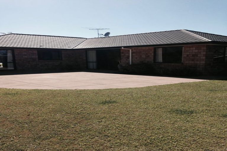 Photo of property in 1204 East Coast Road, Redvale, Albany, 0794