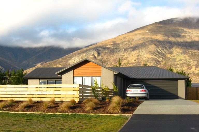 Photo of property in 22 Hope Avenue, Lake Hayes, Queenstown, 9304