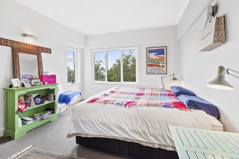 Photo of property in Samoa High Commission, 1f3 Wesley Road, Kelburn, Wellington, 6012