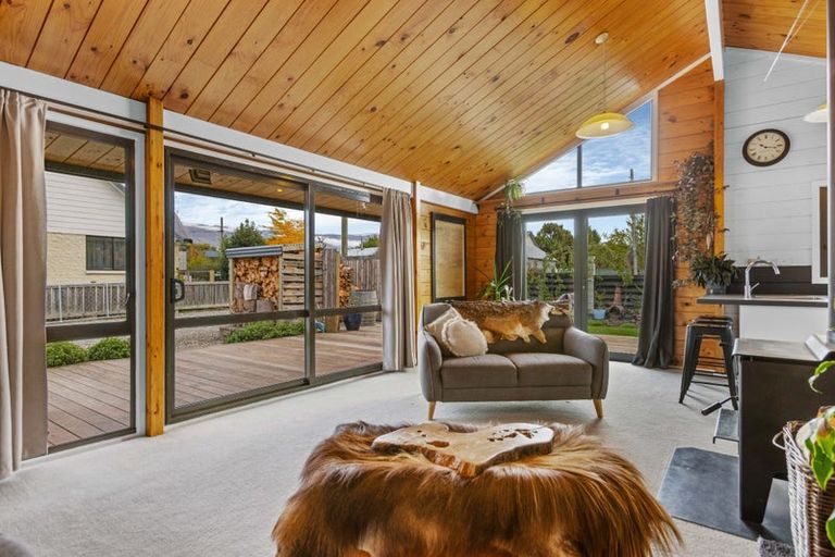 Photo of property in 12 Orient Street, Cromwell, 9310