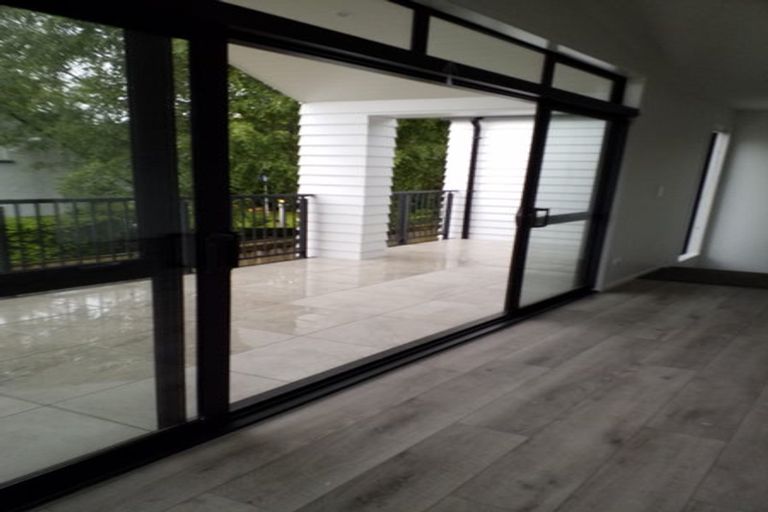 Photo of property in 135 Victoria Street, Cambridge, 3434