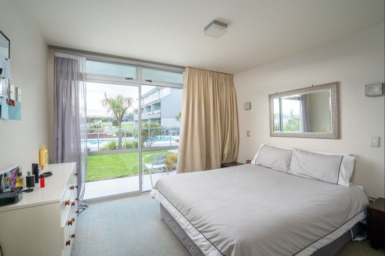 Photo of property in 300 Lake Terrace, Two Mile Bay, Taupo, 3330
