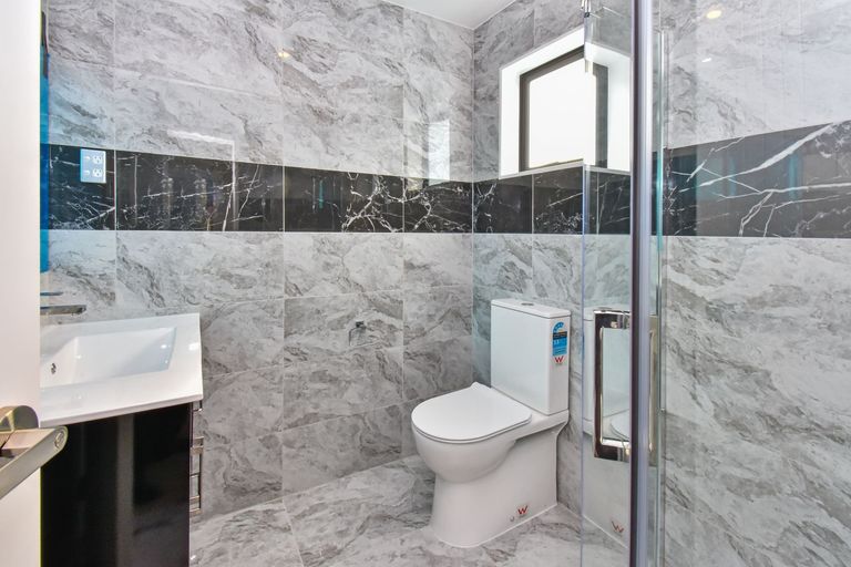 Photo of property in 8 Cambridge Road, Manurewa, Auckland, 2102
