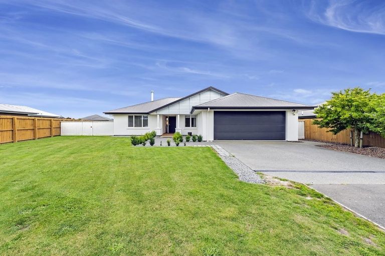 Photo of property in 30 Burnham School Road, Rolleston, 7614