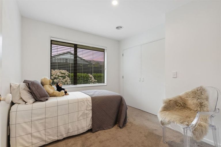 Photo of property in 14 Lascelles Street, Saint Martins, Christchurch, 8022