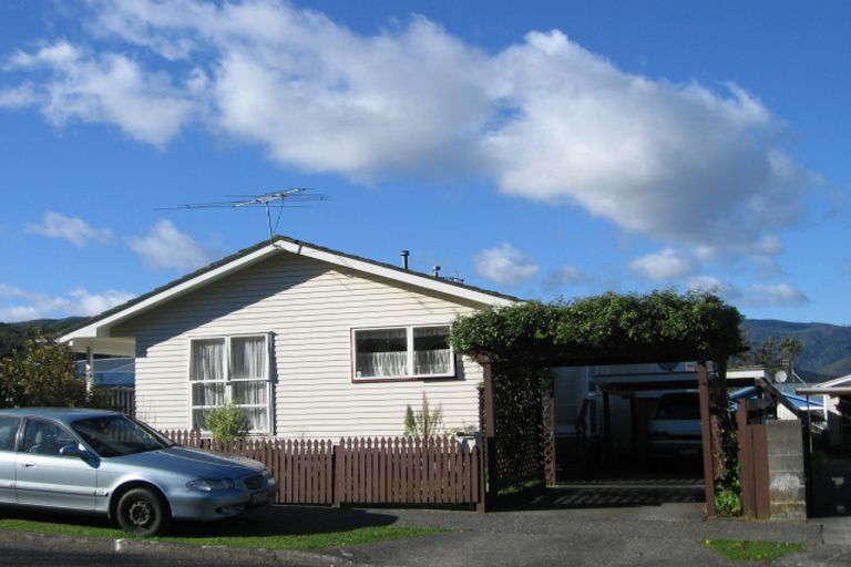 Photo of property in 38b Kairanga Crescent, Wainuiomata, Lower Hutt, 5014
