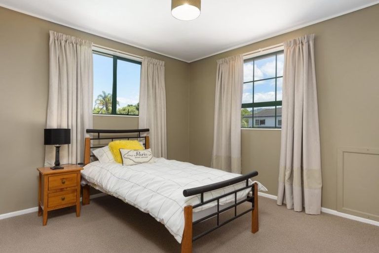 Photo of property in 1 Saunders Place, Te Puke, 3119