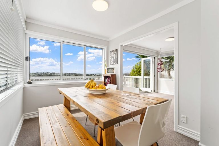 Photo of property in 75 Stanmore Bay Road, Stanmore Bay, Whangaparaoa, 0932
