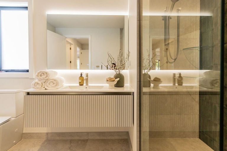 Photo of property in 42a Batt Street, West End, Palmerston North, 4410