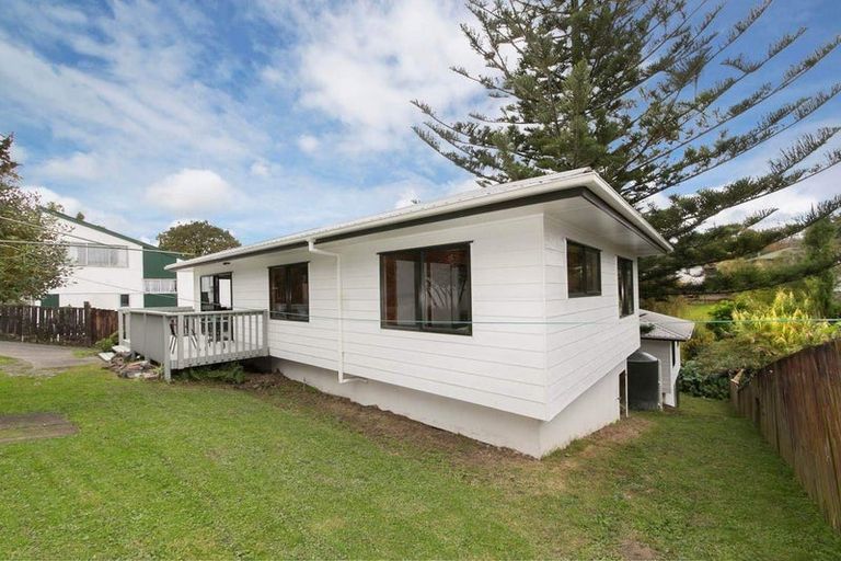 Photo of property in 403b Don Buck Road, Massey, Auckland, 0614