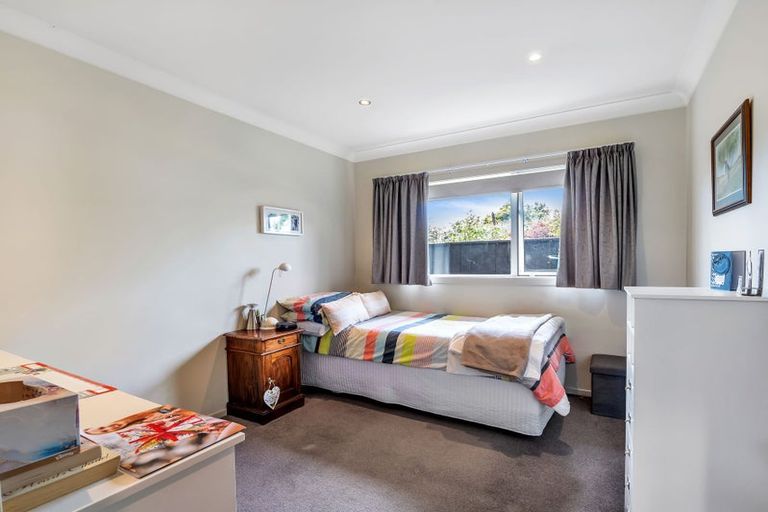 Photo of property in 112b Weraroa Road, Levin, 5510