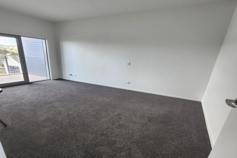Photo of property in Marina View Apartments, 204/4 Reads Quay, Gisborne, 4010