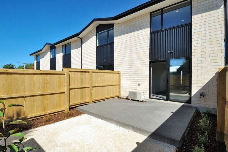 Photo of property in 411 Armagh Street, Linwood, Christchurch, 8011