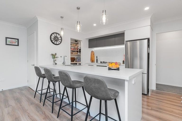 Photo of property in 4 Pierce Street, Marshland, Christchurch, 8083