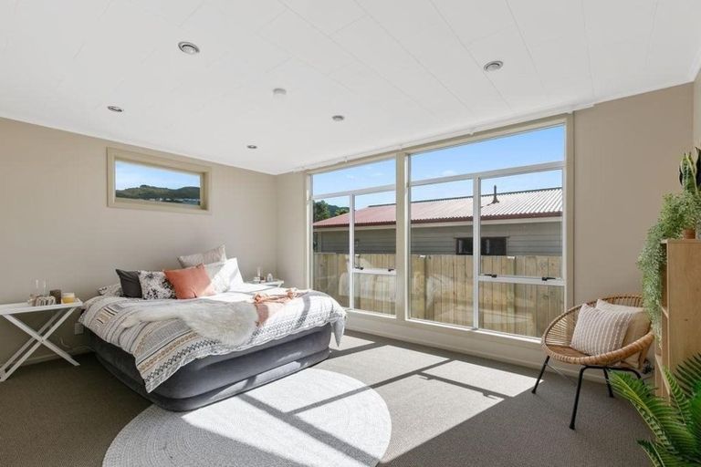 Photo of property in 99 Fraser Avenue, Johnsonville, Wellington, 6037