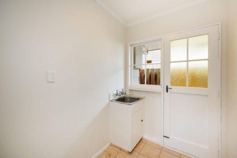 Photo of property in 65 Buick Crescent, Awapuni, Palmerston North, 4412
