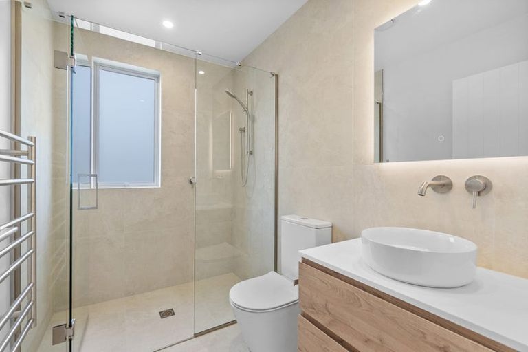 Photo of property in 1/11 Tamihana Avenue, Fairfield, Hamilton, 3214