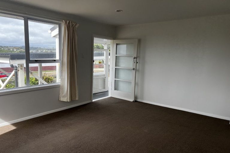 Photo of property in 58 Te Pene Avenue, Titahi Bay, Porirua, 5022