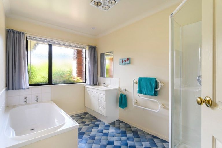 Photo of property in 11 Kingsford Drive, Stoke, Nelson, 7011