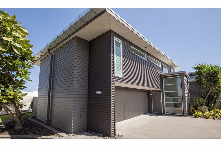 Photo of property in 34a Ripiro Drive, Baylys Beach, Dargaville, 0377