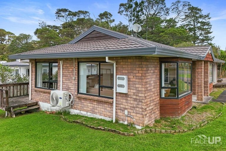 Photo of property in 14 Milan Drive, Glen Eden, Auckland, 0602