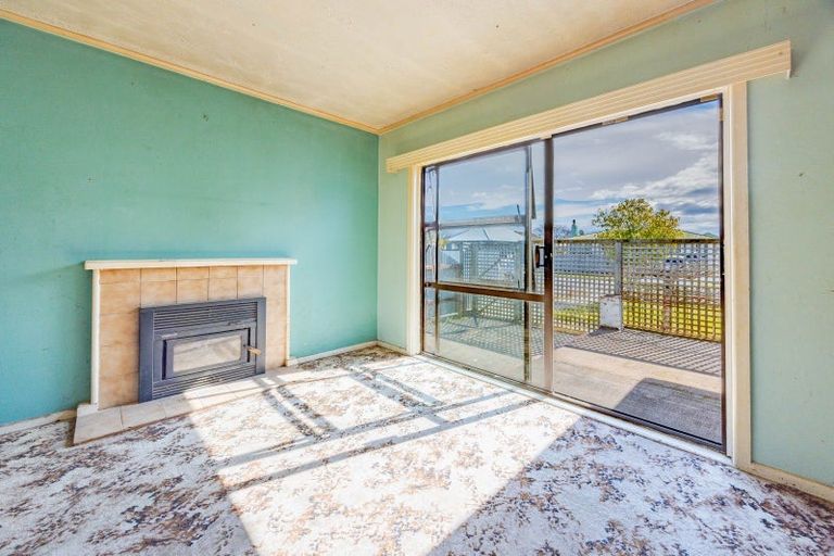 Photo of property in 11 Kelvin Road, Maraenui, Napier, 4110