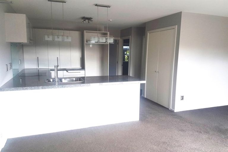 Photo of property in 4/12 Hutcheson Street, Sydenham, Christchurch, 8023