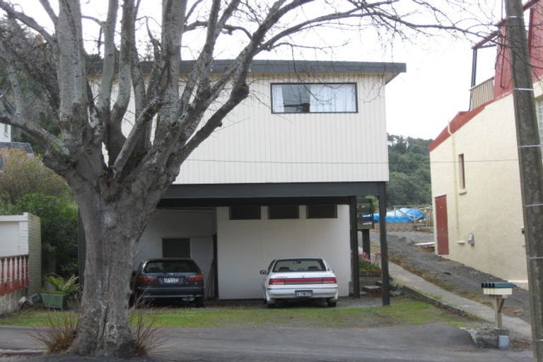 Photo of property in 4/14 Mount Street, Port Chalmers, 9023